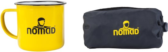 Tasse Nomad jaune et un sac foncé avec logo Nomad.