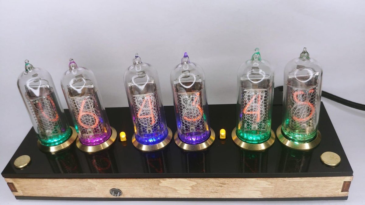 HSRG Nixie buisklok, IN-14 Nixie digitale buizen klok, doe-het-zelf retro vacuüm buisklok ​met app-bediening, 10 niveaus van helderheid, vintage creatieve tafelornamenten, cadeau voor minnaar, vriend