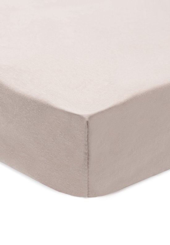 Hoeslaken in de kleur wild rose, gemaakt van zachte jersey stof.