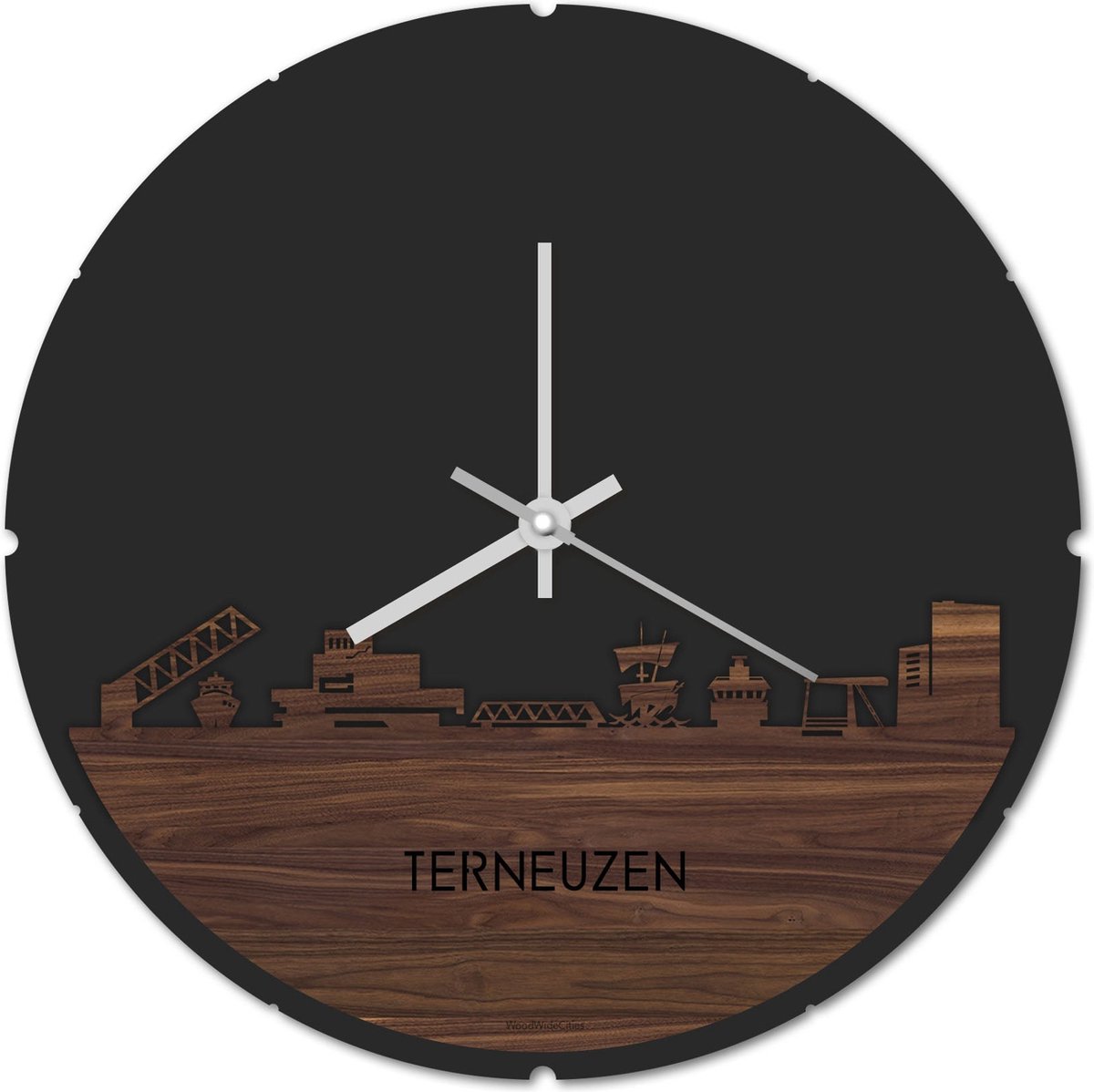 Skyline Klok Rond Terneuzen Notenhout - Ø 44 cm - Stil uurwerk - Wanddecoratie - Meer steden beschikbaar - Woonkamer idee - Woondecoratie - City Art - Steden kunst - Cadeau voor hem - Cadeau voor haar - Jubileum - Trouwerij - Housewarming -