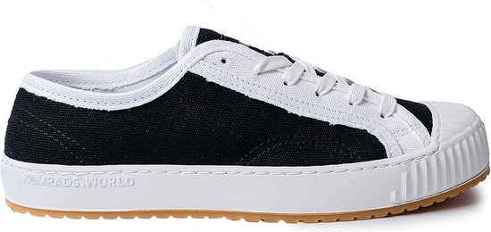 Komrads vegan sneakers - ICNS Spartak Black&White - Schoen uit duurzaam en gerecycleerd materiaal - Zwart & Wit - Maat 45