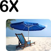 BWK Flexibele Placemat - Blauwe Stoel met Parasol op Prachting Wit Strand - Set van 6 Placemats - 40x30 cm - PVC Doek - Afneembaar