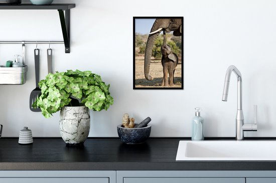 Cadre photo avec affiche - Bébé éléphant communique avec sa mère - 20x30 cm - Cadre pour affiche