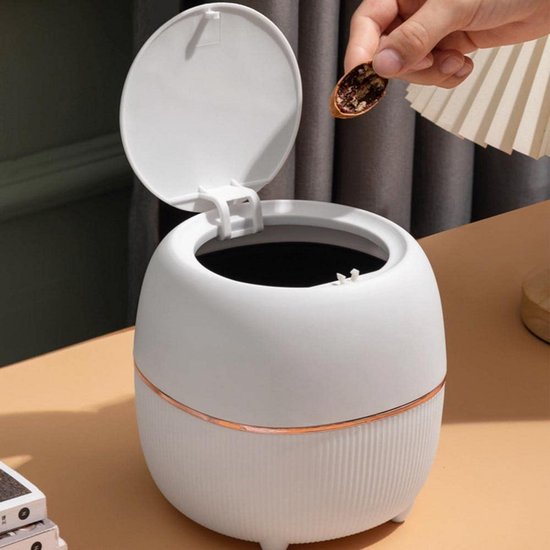Aanrecht Geborsteld RVS Mini Vuilnisbak met Deksel, Mini Desktop Bin, Vuilnisbakken Koffiepads Theezakken Kantoor Badkamer Keuken Afvalbakken 1,5 L (champagne