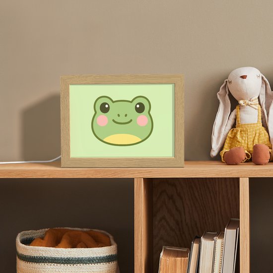 Nachtlampje 20x15 cm - Kinder lampje - Kikker - Groen - Vriendelijkheid - Tafellamp kinderkamer - Slaapkamer lamp - Bedlamp kinderen - Kinderlampje stopcontact - Wandlamp babykamer - Nachtlampjes van OnlyWow — afbeelding 3