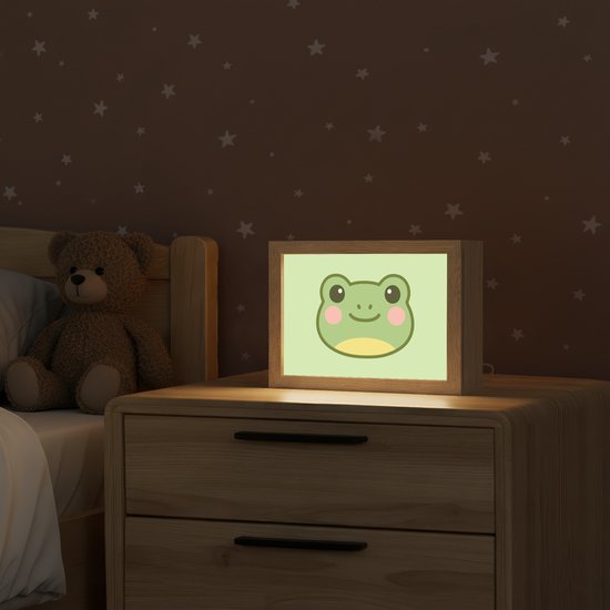 Nachtlampje 20x15 cm - Kinder lampje - Kikker - Groen - Vriendelijkheid - Tafellamp kinderkamer - Slaapkamer lamp - Bedlamp kinderen - Kinderlampje stopcontact - Wandlamp babykamer - Nachtlampjes van OnlyWow — afbeelding 2