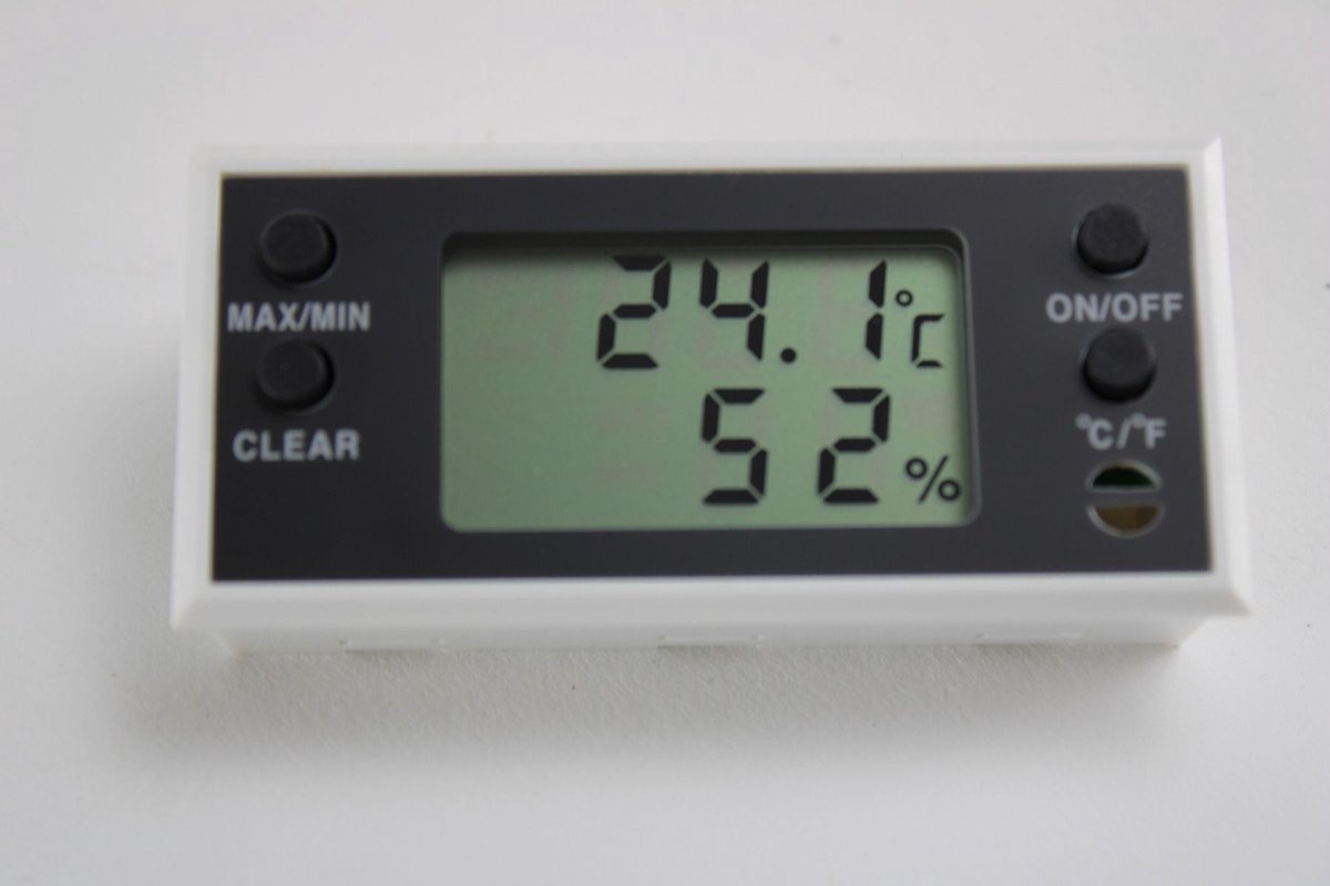 MS Digitale broedthermometer-hygrometer voor broedmachines 7 x 3,5 x 1,5 cm