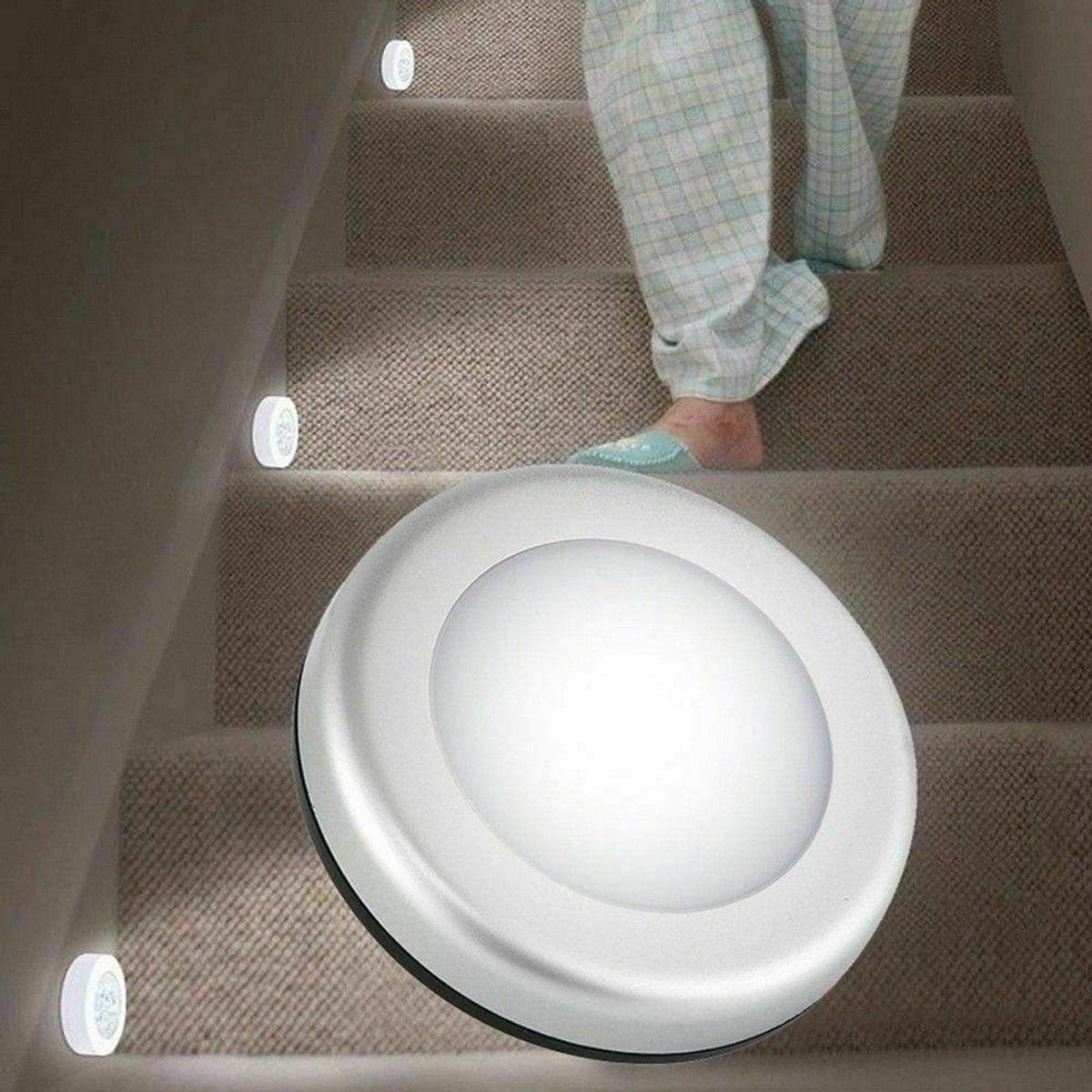 Draadloze LED Wandlamp met Bewegingssensor - Batterijgevoed - Ideaal voor Kast, Gang en Buiten