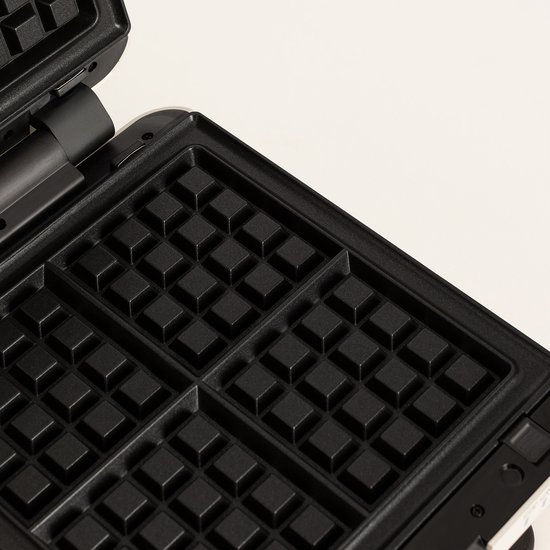 CREATE - Tosti-ijzer, grill en wafelijzer met verwisselbare platen - Gebroken wit - Viervoudig - STONE STUDIO van CREATE — afbeelding 2