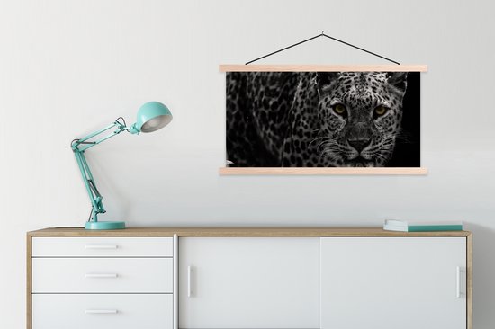 Posterhanger incl. Poster 90x45 cm - Schoolplaat - Luipaard - Zwart - Wit - Textielposter - Blanke latten