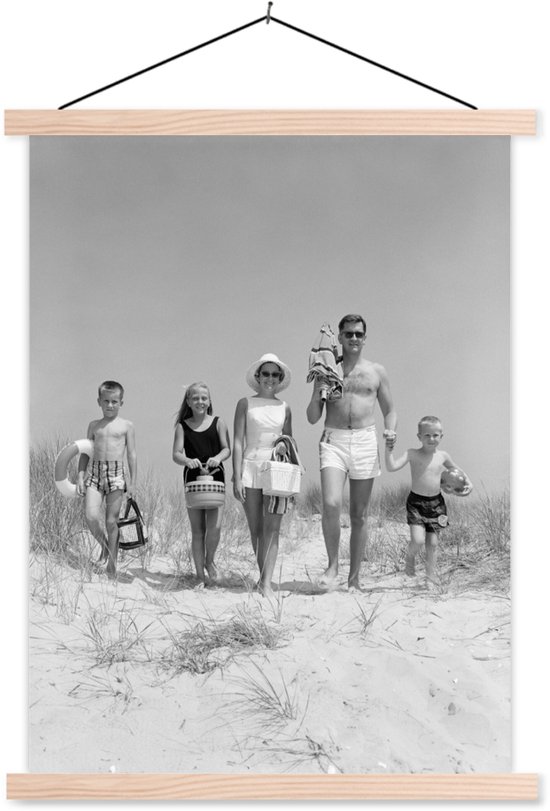 Vintage famille en vacances en affiche textielposter noir et blanc lattes vierges 60x80 cm - Tirage photo sur plaque scolaire (décoration murale salon / chambre)
