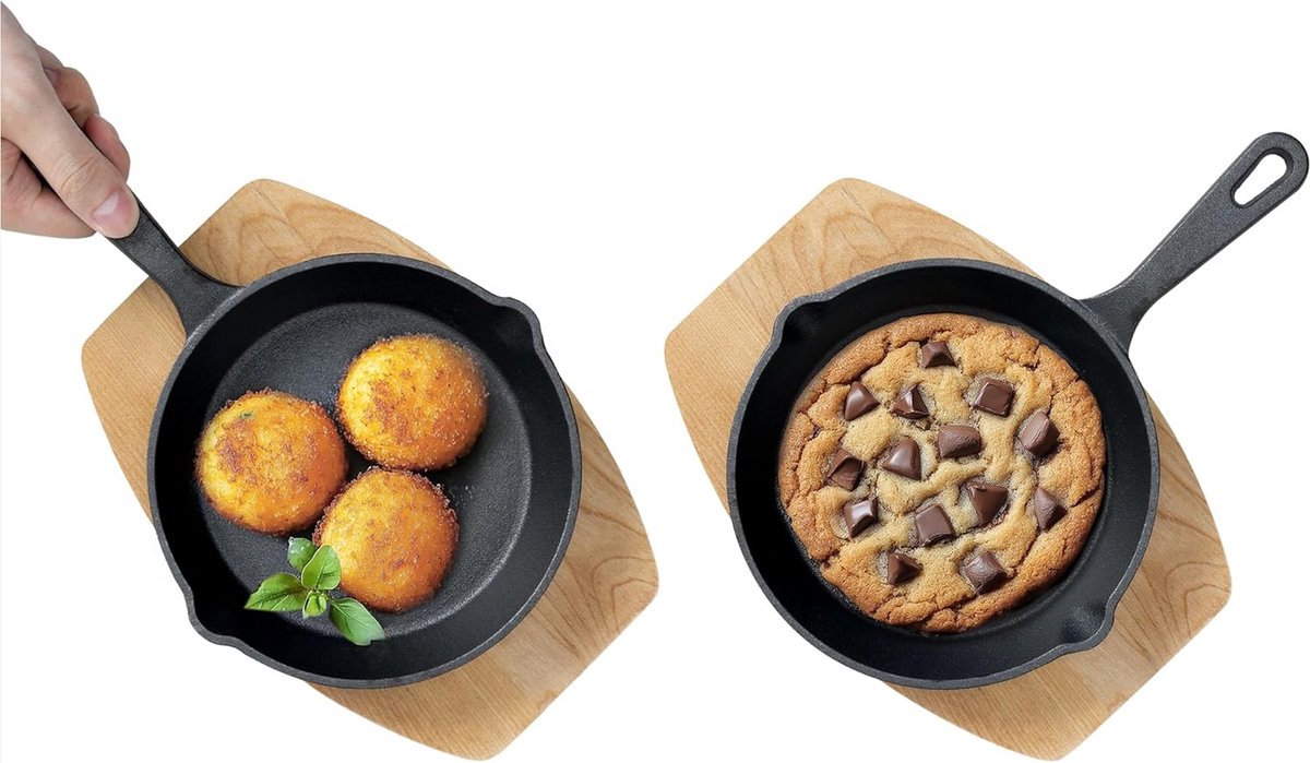 2x Mini Gietijzeren Koekenpan Set met Houten Onderzetters
