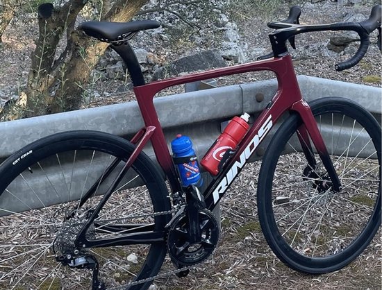 Rinos Odin3 Carbon Road - RaceFiets - met UCI Frameset - met SHIMANO 105 ST-R7000 - 22 versnellingen en schijfremmen - lichte fiets voor dames en heren - 700 x 40C - Zwart Rood M-54 van Rinos — afbeelding 4