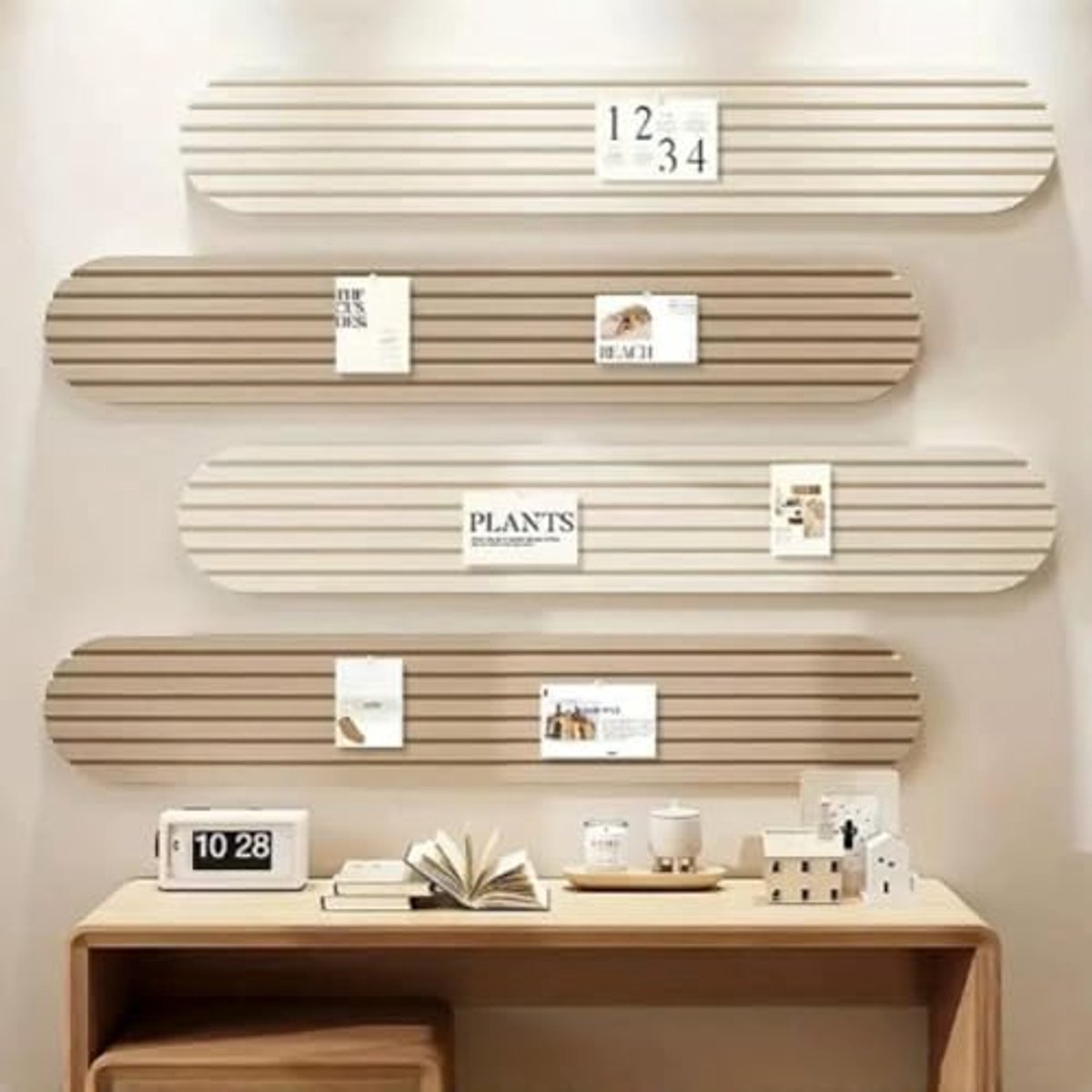 Set van 4 vilten prikborden met 30 punaises, zelfklevende vilten wanddecoratie voor het opplakken van notities, foto's, schema's en ansichtkaarten (Camel + Beige)