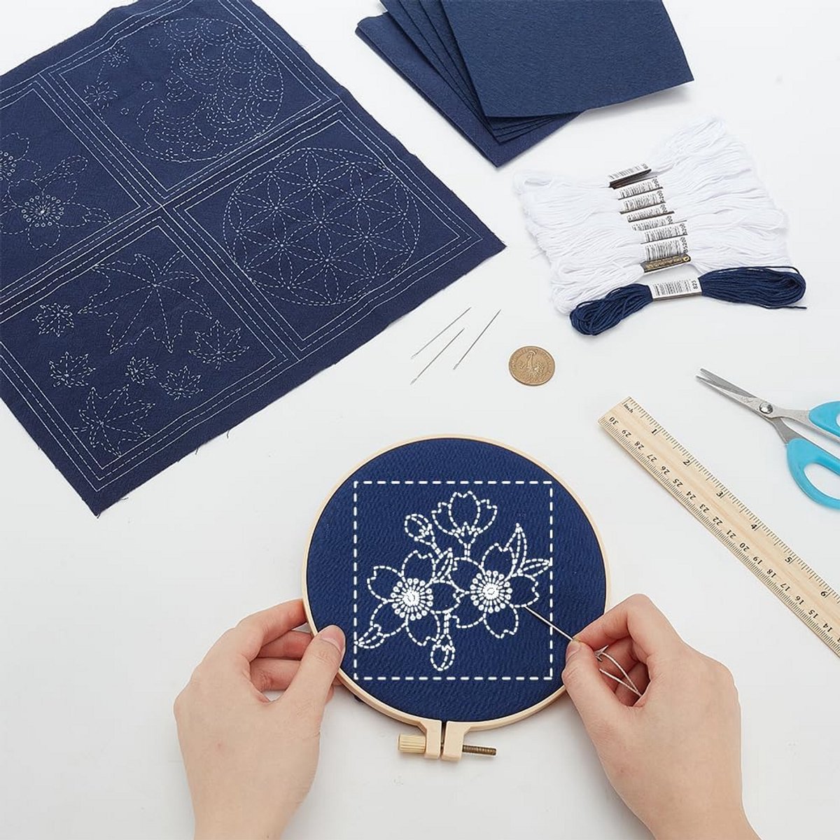 Onderzetters Set van 4 - Maple Leaf Borduurset voor Beginners - Naaien en Borduren