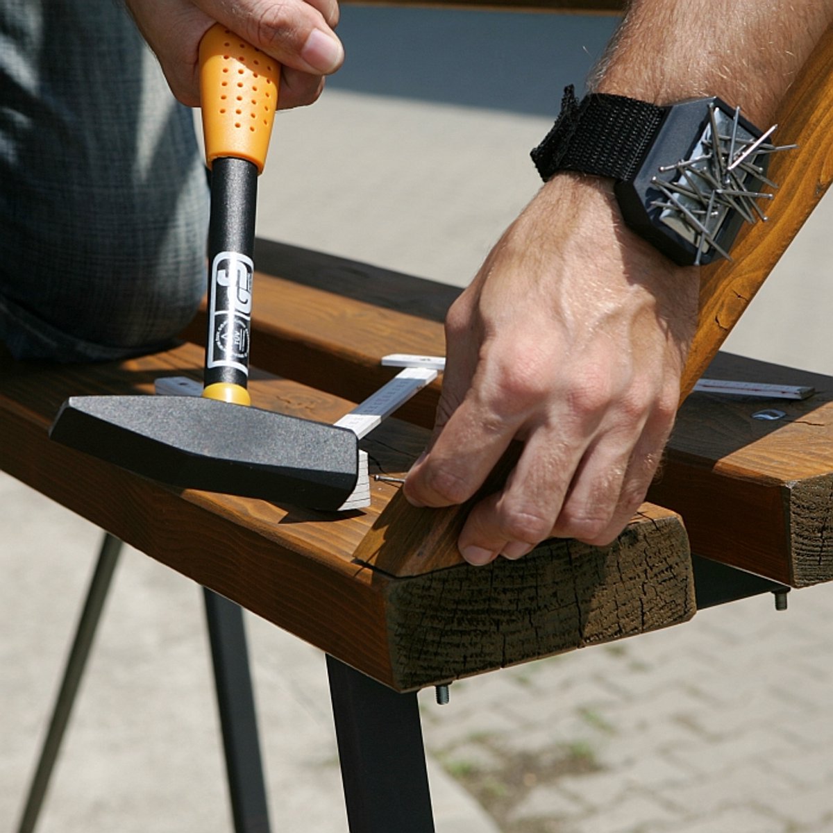 Magnetische Polsband Voor Schroeven – Verstelbare Wrist Strap Met Sterke Magneet 50×25 mm – Ideaal Voor Het Vasthouden Van Schroeven, Bouten En Moeren Tijdens Montagewerk Op Hoogte, Ladders Of Moeilijk Bereikbare Werkplekken [10765]