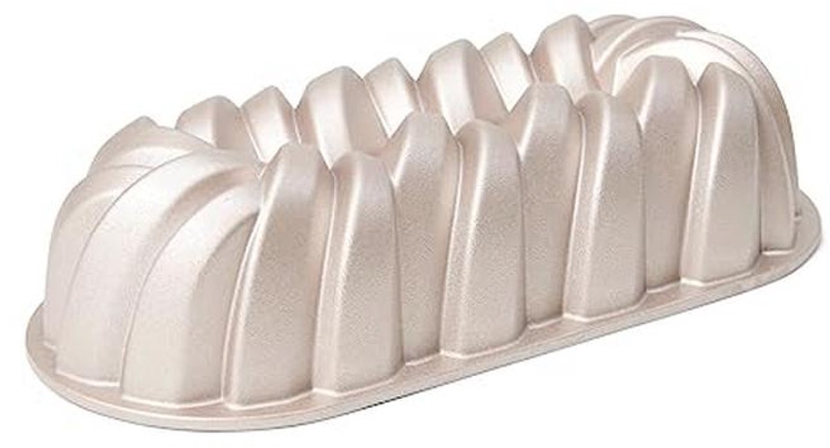Braided Cake Pan - Cast Aluminum Baking Mold for Bread and Brioche - 31 x 14 x 8 cm