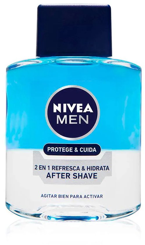 Nivea Men aftershave in een heldere blauwe fles met blauwe dop. De fles bevat de tekst 'Protege & Cuida 2 en 1 Refresca & Hidrata After Shave'.
