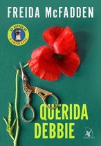 Boekomslag van 'Querida Debbie' met een rode klaproos, schaar en takje op een groene achtergrond.