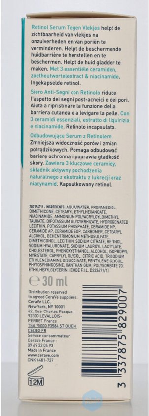 Zijde van CeraVe Retinol Serum verpakking met ingrediënten en gebruiksaanwijzing in meerdere talen.