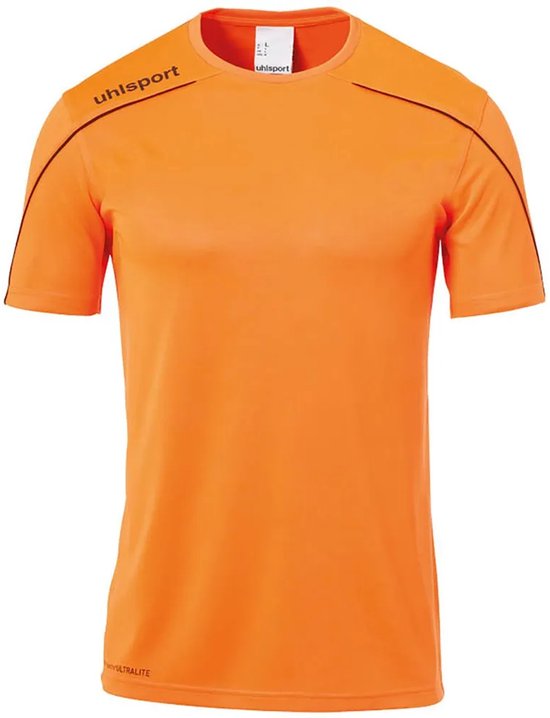 Oranje sportshirt met korte mouwen van Uhlsport, met zwarte biezen op de schouders en een ronde hals. Logo Uhlsport op de linkerborst.