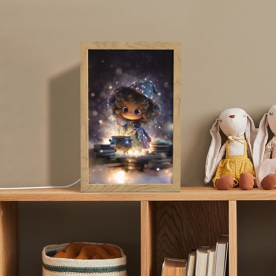 Nachtlampje 20x30 cm - Kinder lampje - Meisje - Toveren - Sterren - Paars - Tafellamp kinderkamer - Slaapkamer lamp - Bedlamp kinderen - Kinderlampje stopcontact - Wandlamp babykamer - Nachtlampjes van Merkloos — afbeelding 3