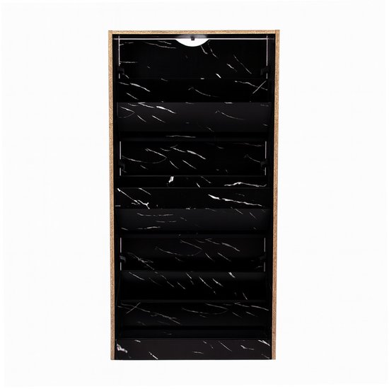 Zwarte schoenenkast met marmerlook en 6 niveaus. De klepdeuren van de schoenenkast zijn deels geopend.
