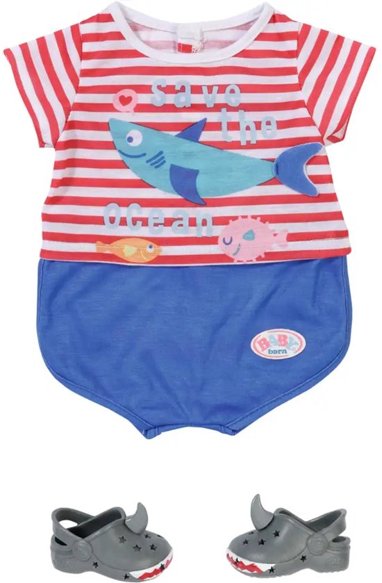Baby Born pyjama met 'Save the Ocean' shirt, blauwe broek en grijze haaienschoentjes.