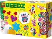 SES Creative Beedz Strijkkralen - Mega Knutselset 28 Kleuren - Vanaf 5 Jaar - 8000 Stuks - Knutselen - PVC-Vrij - Schoencadeautjes Sinterklaas