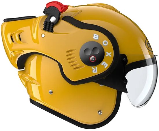 Gele 'BOXER' helm met opklapbaar vizier en rode accenten.