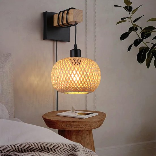 Wandlamp Flora, een glazen kap, zwart/messing