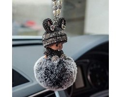 Provento - Auto achteruitkijkspiegel ornament met strass voor auto interieurdecoratie - schattige pop hanger - pluche bal - hangende auto decoratie hanger.