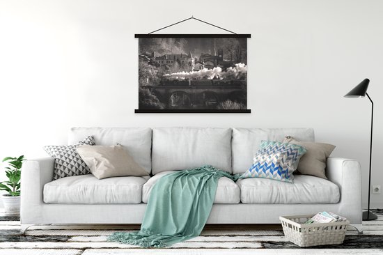 Photo Zwart et blanc d'un train à vapeur sur un pont affiche école lattes plates noir 150x100 cm - Tirage photo sur affiche textielposter (décoration murale salon / chambre)