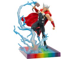 Bullyland 11333 – Speelfiguur en verzamelfiguur Thor uit Avengers, ca. 8,5 cm – levensecht en detailrijk vormgegeven – ideaal als taartfiguur en klein cadeautje voor kinderen vanaf 3 jaar.