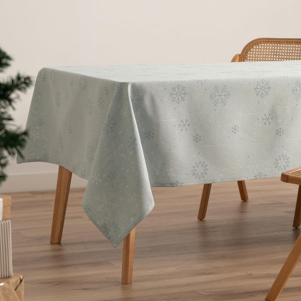 Kerst Tafelkleed Jacquard Rechthoekig Goud Zilver Draad 140x240 cm Luxe Kerstdecoratie