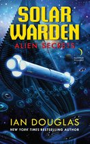 Solar Warden 1 - Alien Secrets (Solar Warden, Book 1)