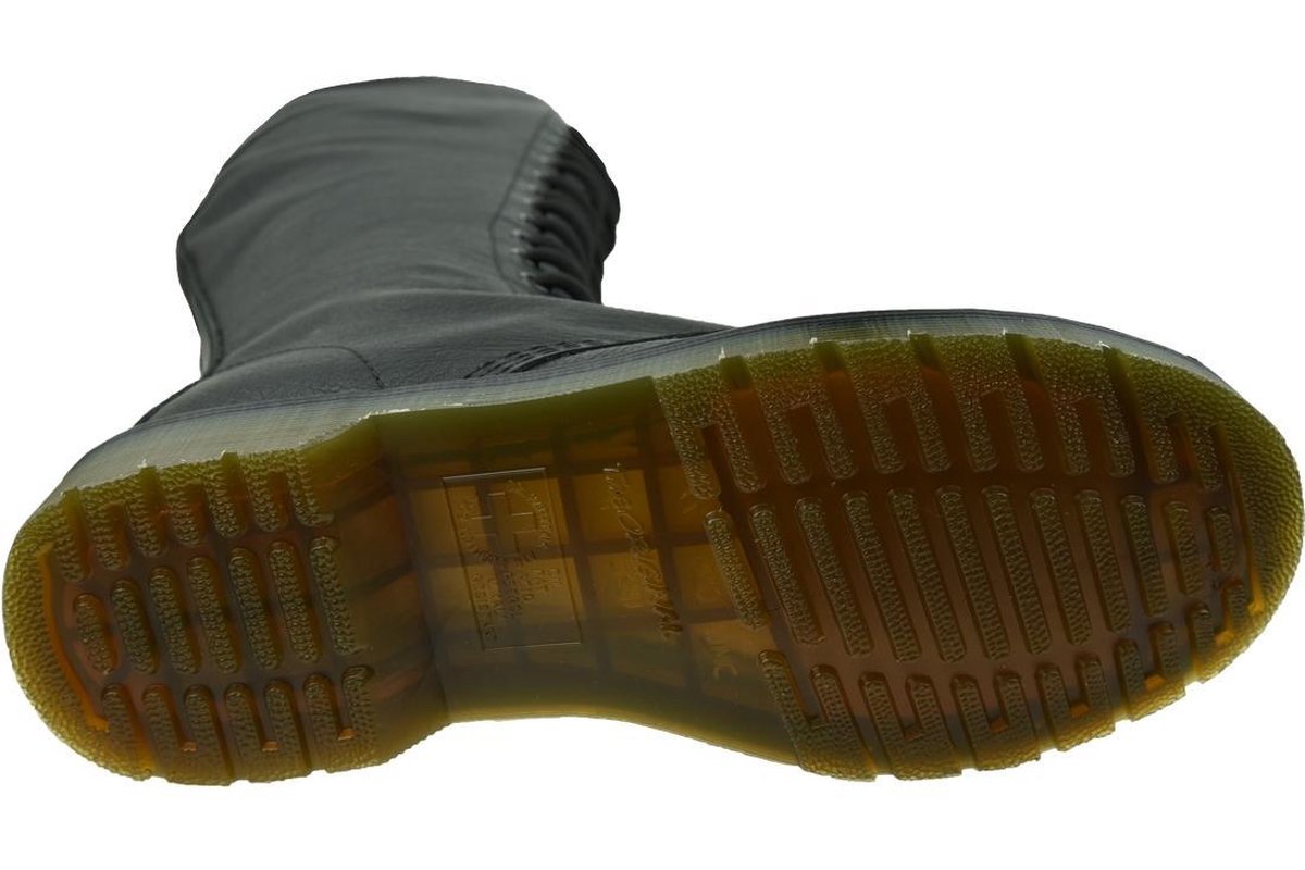DR MARTENS 1B60 VIRGINIA DR MARTENS 1B60 VIRGINIA