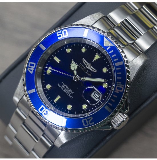 Invicta Pro Diver 26971 Heren Horloge - Waterdicht - Analoog - Quartz Uurwerk - Roestvrij Staal met blauwe Wijzerplaat - 40mm