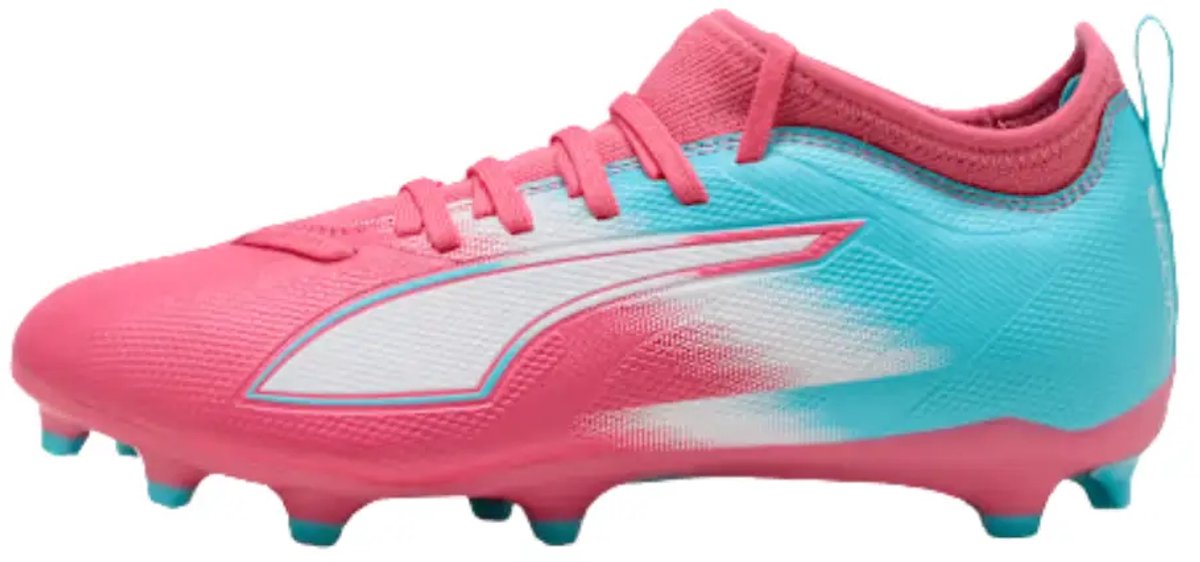 Puma Ultra 6 Match Re-Charge FG voetbalschoenen in blauw, maat 33, met een gestroomlijnd ontwerp en opvallende kleuren.