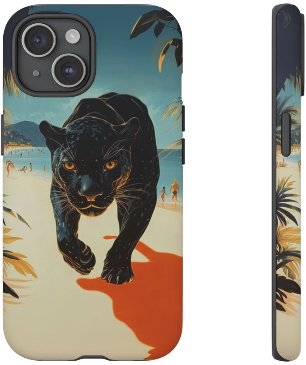 Elegante Zwarte Panter op het Strand – Telefoonhoesje Geschikt voor iPhone 15