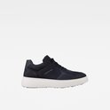 Donkerblauwe G-Star Raw sneaker met witte zool, suède en mesh details. G-Star Raw logo op de zijkant.