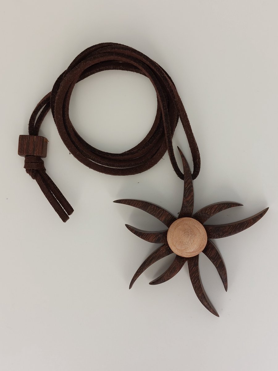 MSD Wood - Houten Zon - Handgemaakte ketting