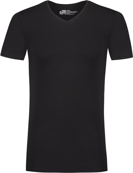 Zwarte t-shirt met v-hals en korte mouwen.