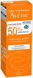 Avène zonnebrandcrème 50ml met doos, oranje verpakking, "Ultra Large Spectre, Très haute protection" en "Fini Invisible, Hydratation 8H".