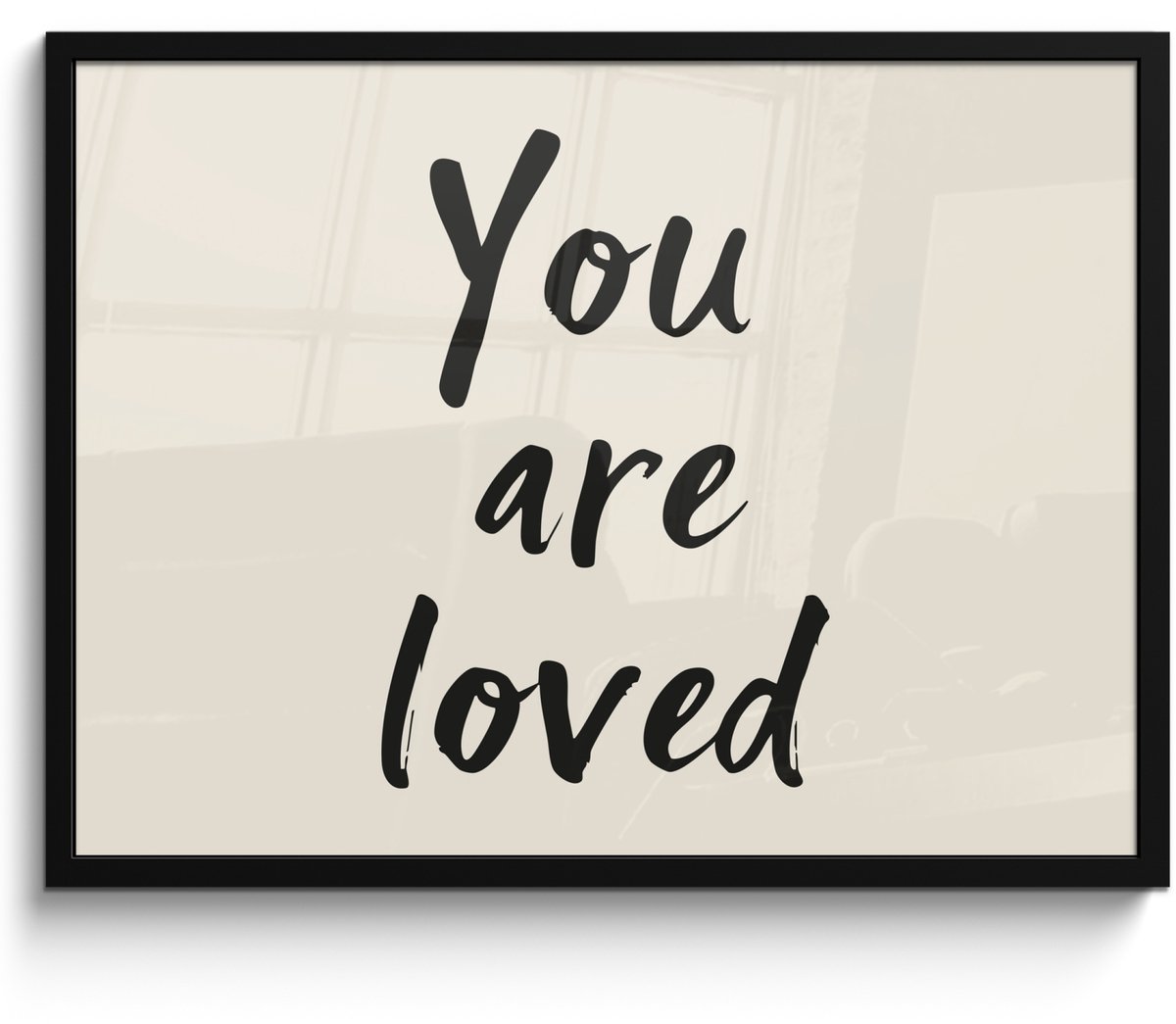 FrameYourWall Poster in lijst - Fotolijst 70x50 cm - Posters - Minimalistisch - Beige - Love - Posterlijst zwart - Decoratie - Wanddecoratie woonkamer - Muurdecoratie slaapkamer Tekst - You are loved