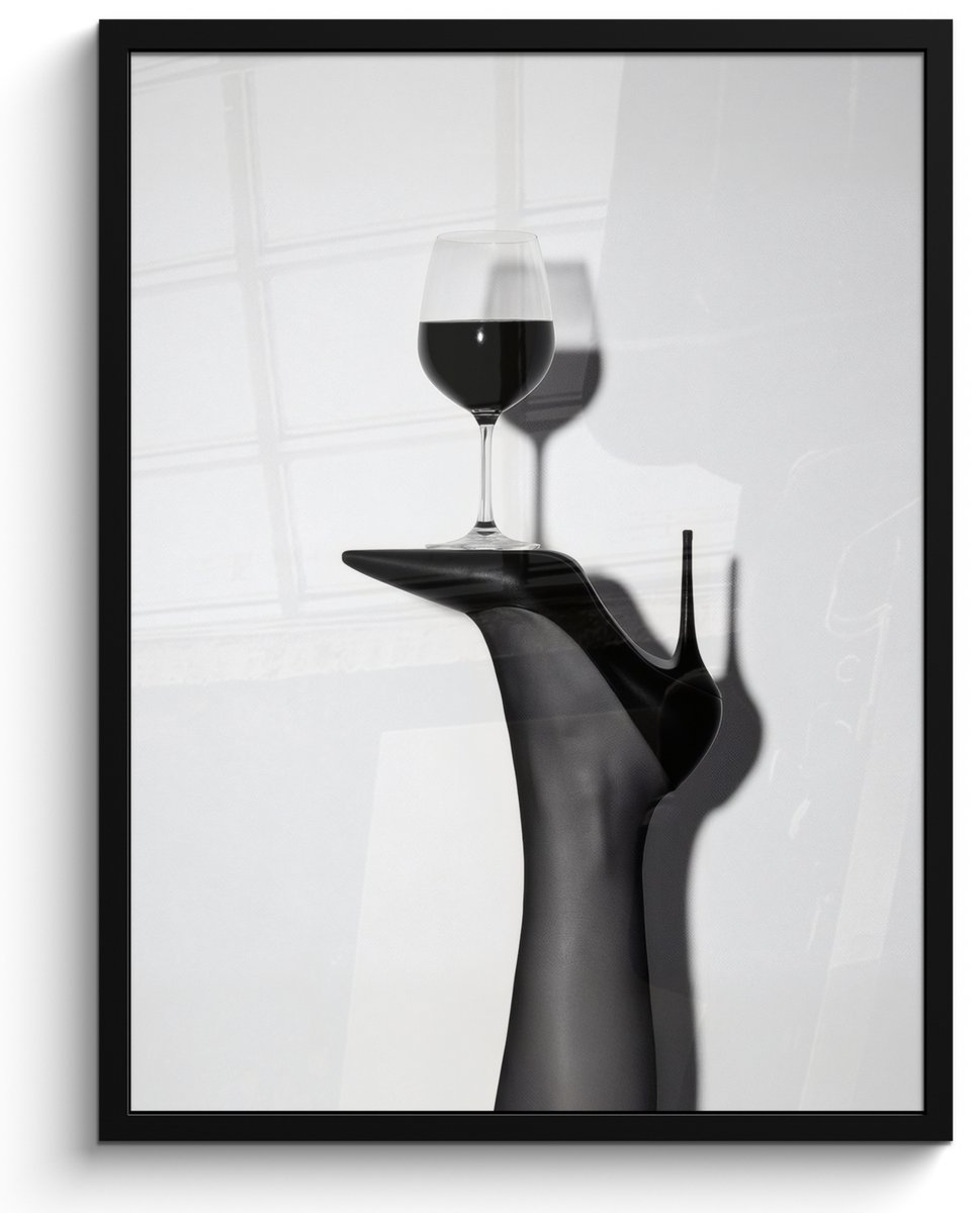 FrameYourWall Poster in lijst - Fotolijst 50x70 cm - Posters - Hak - Wijn - Minimalistisch - Zwart - Posterlijst zwart - Decoratie - Wanddecoratie woonkamer - Muurdecoratie slaapkamer