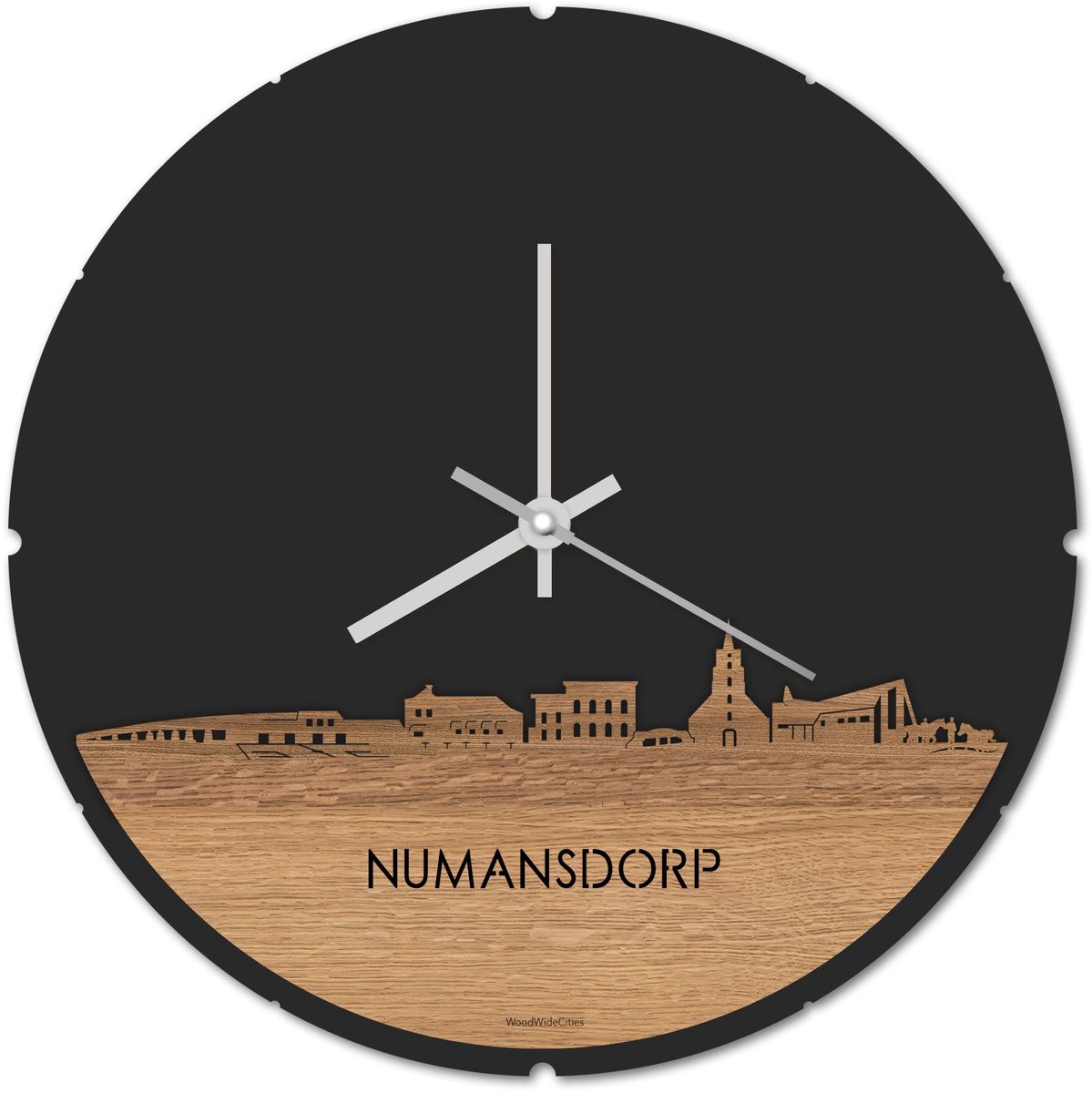 Skyline Klok Rond Numansdorp Eikenhout - Ø 44 cm - Stil uurwerk - Wanddecoratie - Meer steden beschikbaar - Woonkamer idee - Woondecoratie - City Art - Steden kunst - Cadeau voor hem - Cadeau voor haar - Jubileum - Trouwerij - Housewarming -