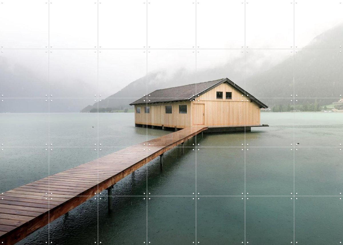 IXXI Austrian Boathouse, Claire Droppert - 140 x 100 cm - Gratis ophangtool - Grote wanddecoratie en posters - Minimalisme, Realisme, Naturalisme