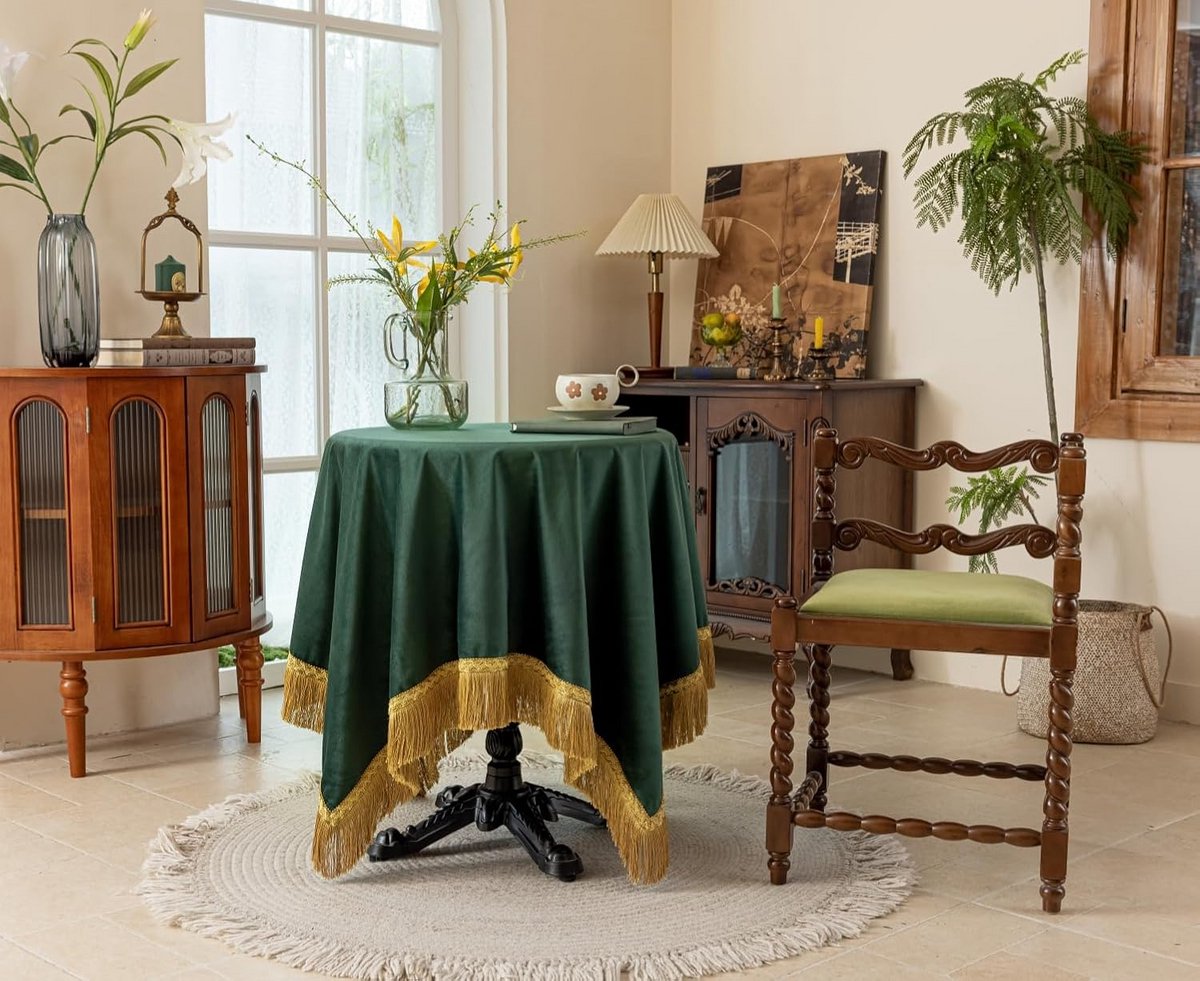 Klein fluwelen tafelkleed 91 x 91 cm effen groen rond