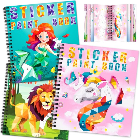 Stickerboeken met eenhoorn, zeemeermin en leeuw op de voorkant, met een open eenhoornboek.